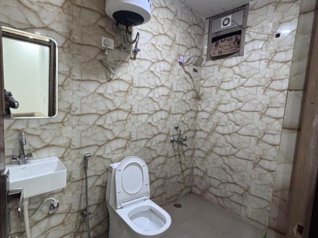 1 BHK Independent House in DLF Phase 3 for rent Gurgaon. The reference number is 21099307