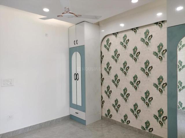 1 BHK Independent House in Vishnu Garden for resale New Delhi. The reference number is 20395976