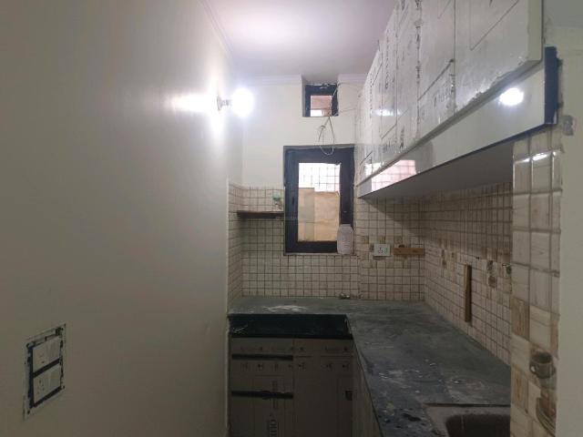 1 BHK Independent House in Dwarka Mor for resale New Delhi. The reference number is 21216842