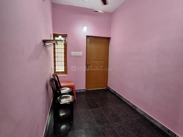 1 BHK Independent House in Elamakkara for rent Kochi. The reference number is 21064570
