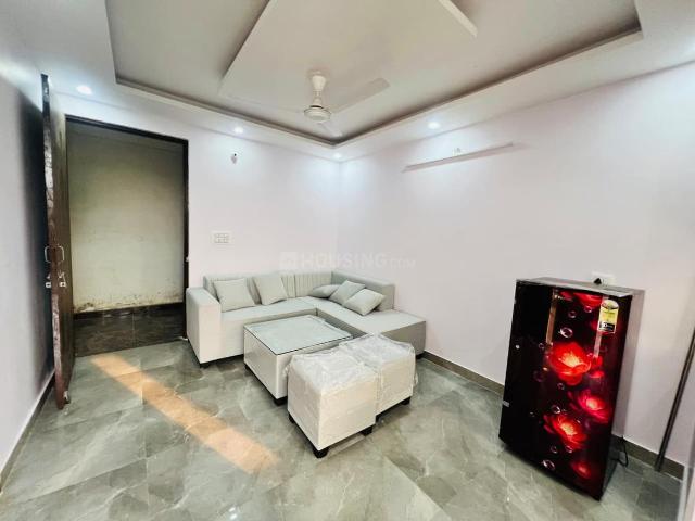 1 BHK Independent House in Freedom Fighters Enclave for rent New Delhi. The reference number is 19783009