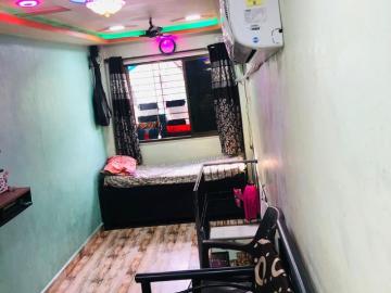 1 BHK Independent House in Ghatkopar East for resale Mumbai. The reference number is 9104939