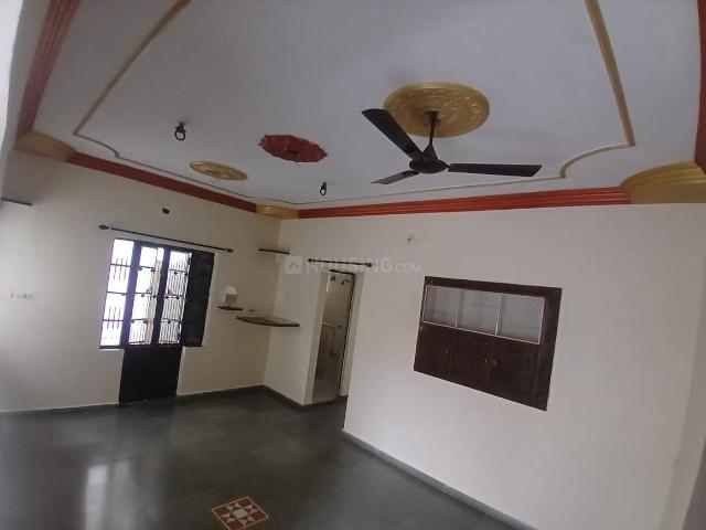 1 BHK Independent House in Ghatlodiya for rent Ahmedabad. The reference number is 20980020