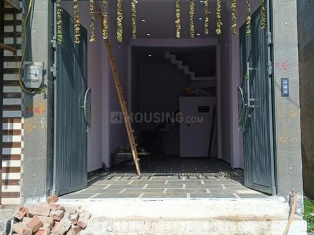 1 BHK Independent House in Gokalpur for rent New Delhi. The reference number is 21195936