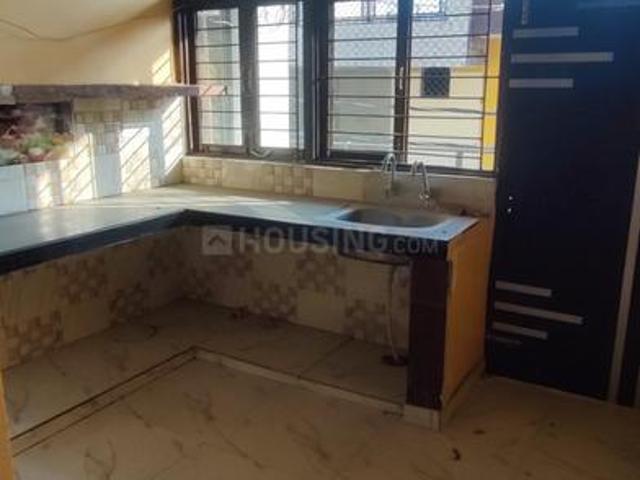 1 BHK Independent House in Gujaini for rent Kanpur. The reference number is 11408235