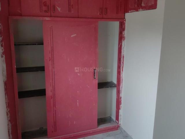 1 BHK Independent House in Hafeezpet for rent Hyderabad. The reference number is 21037168