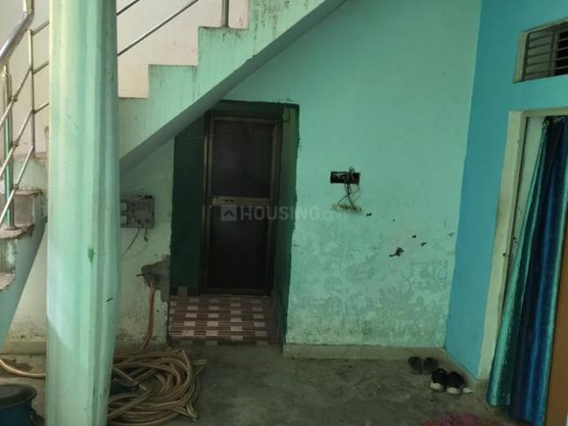1 BHK Independent House in Indrapur for rent Varanasi. The reference number is 20799985
