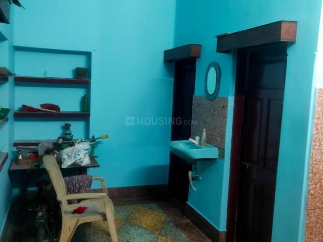 1 BHK Independent House in K.B.Sarani for rent Kolkata. The reference number is 15441086