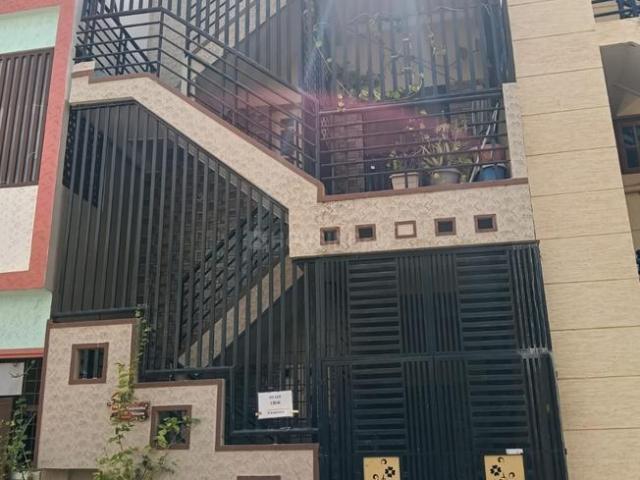 1 BHK Independent House in Kalkere for resale Bengaluru. The reference number is 20943001