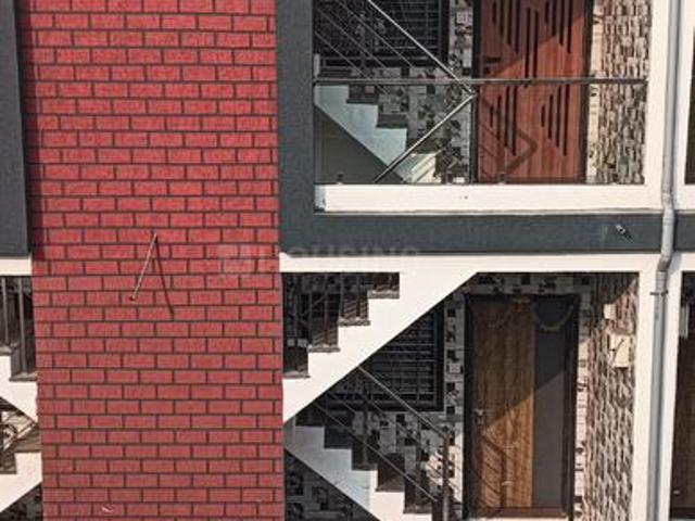1 BHK Independent House in Karadva for rent Surat. The reference number is 20635733
