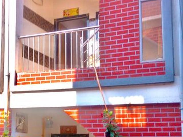 1 BHK Independent House in Karadva for rent Surat. The reference number is 21204995