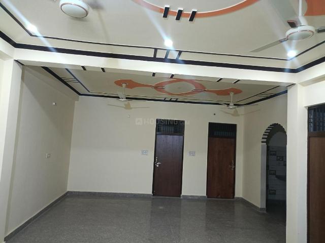 1 BHK Independent House in Karawal Nagar for rent New Delhi. The reference number is 16780068