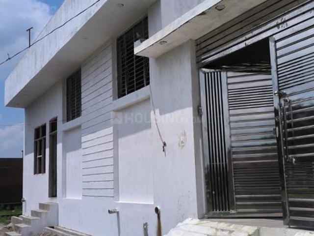 1 BHK Independent House in Kargaina for rent Bareilly. The reference number is 15227866