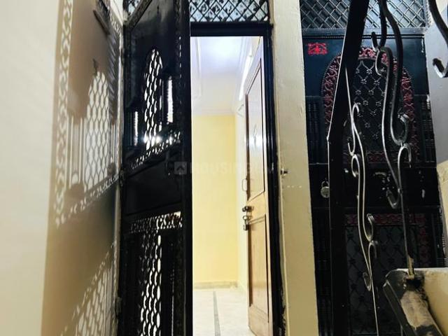 1 BHK Independent House in Karol Bagh for resale New Delhi. The reference number is 21239341