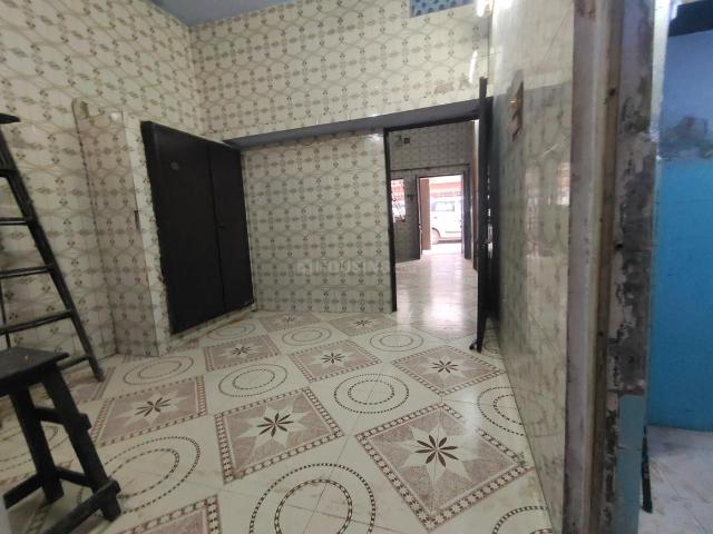 1 BHK Independent House in Khokhra for resale Ahmedabad. The reference number is 21094735