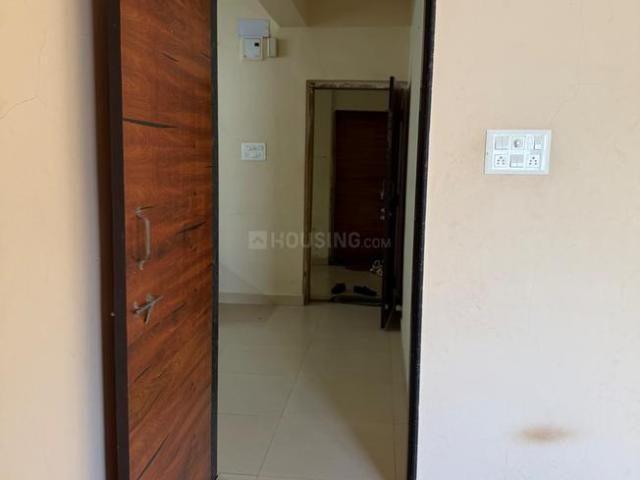 1 BHK Independent House in Kharadi for rent Pune. The reference number is 20999824