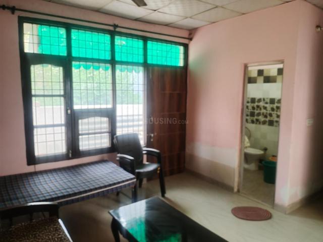 1 BHK Independent House in Kharar for rent Mohali. The reference number is 21149255