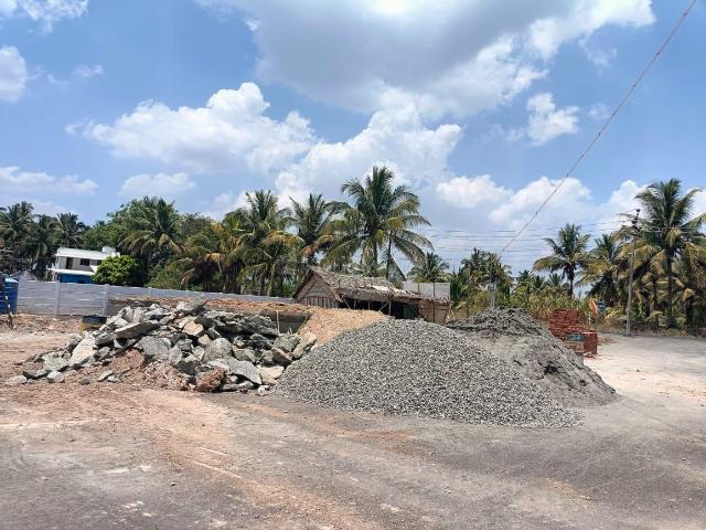 1 BHK Independent House in Kinathukadavu for resale Coimbatore. The reference number is 21301063