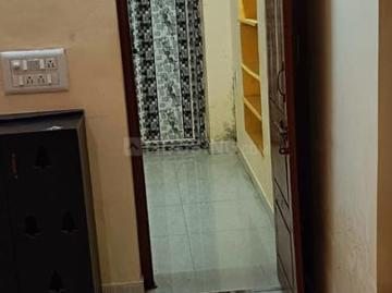 1 BHK Independent House in Ejipura for rent Bengaluru. The reference number is 20511390