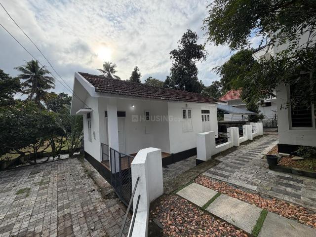 1 BHK Independent House in Kurishumoodu for rent Kottayam. The reference number is 20656076