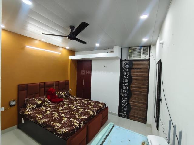 1 BHK Independent House in Lajpat Nagar for rent New Delhi. The reference number is 21111806