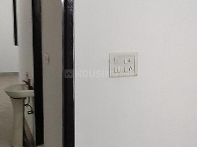 1 BHK Independent House in Laxmi Nagar for rent New Delhi. The reference number is 19123366