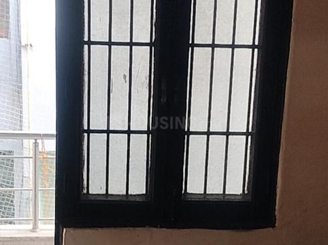 1 BHK Independent House in Laxmi Nagar for rent New Delhi. The reference number is 19308341