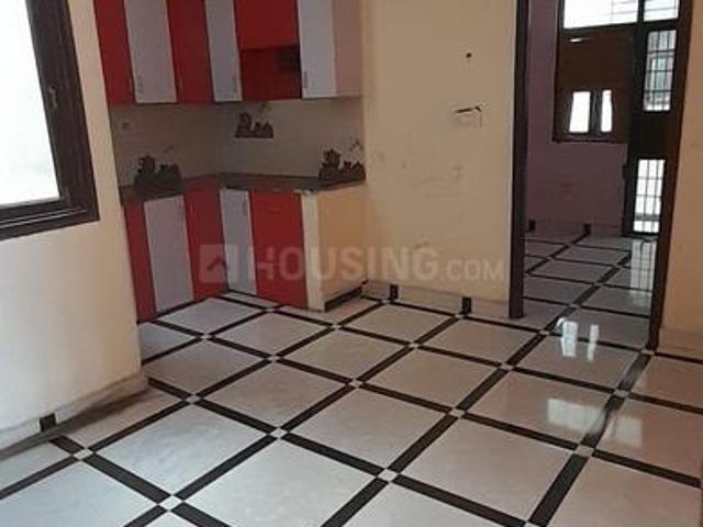 1 BHK Independent House in Loni for resale Ghaziabad. The reference number is 15696098