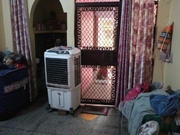 1 BHK Independent House in Mandawali for rent New Delhi. The reference number is 20459613