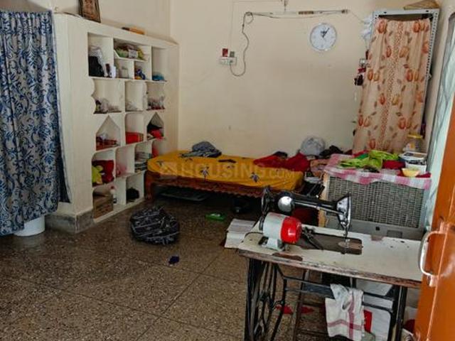 1 BHK Independent House in Madeenaguda for resale Hyderabad. The reference number is 21279053