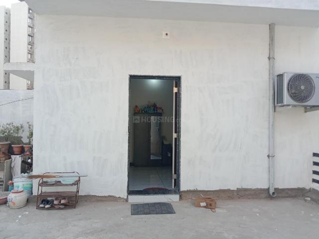 1 BHK Independent House in Makarba for rent Ahmedabad. The reference number is 20640018