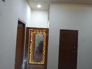 1 BHK Independent House in Mathura Cantonment for rent Mathura. The reference number is 18220847