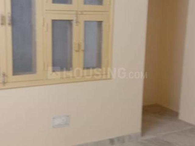 1 BHK Independent House in Mayur Vihar Phase 1 for rent New Delhi. The reference number is 14190621