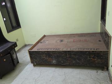 1 BHK Independent House in Mayur Vihar Phase 1 for rent New Delhi. The reference number is 18177985
