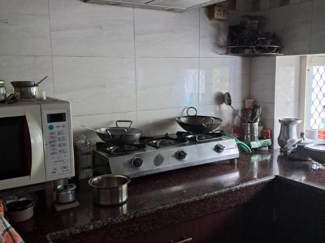 1 BHK Independent House in Mayur Vihar Phase 1 for rent New Delhi. The reference number is 18261157