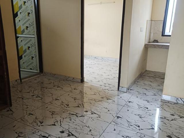 1 BHK Independent House in Mayur Vihar Phase 1 for rent New Delhi. The reference number is 18559151