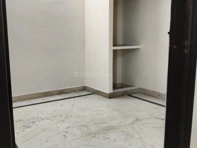 1 BHK Independent House in Mayur Vihar Phase 1 for rent New Delhi. The reference number is 20810141