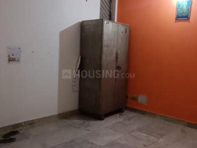 1 BHK Independent House in Mayur Vihar Phase 1 for rent New Delhi. The reference number is 20815824
