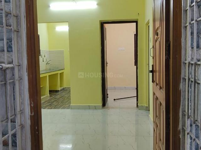 1 BHK Independent House in Medavakkam for rent Chennai. The reference number is 21138764