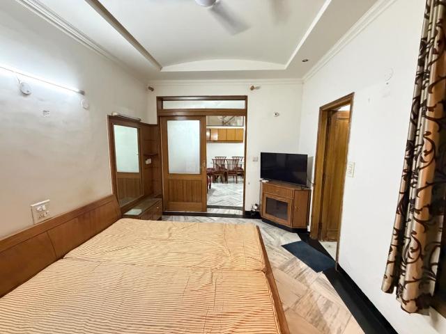 1 BHK Independent House in Model Town for rent Ludhiana. The reference number is 20512332