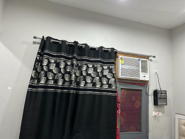 1 BHK Independent House in Model Town for rent Panipat. The reference number is 20785349