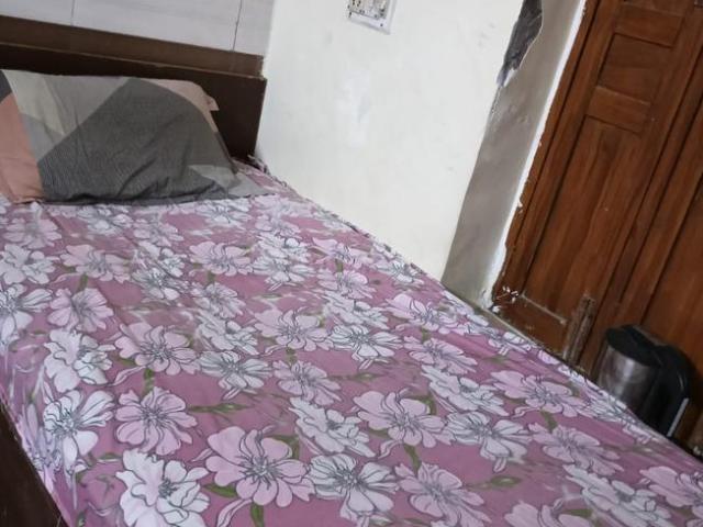 1 BHK Independent House in Model Town for rent Panipat. The reference number is 20834622