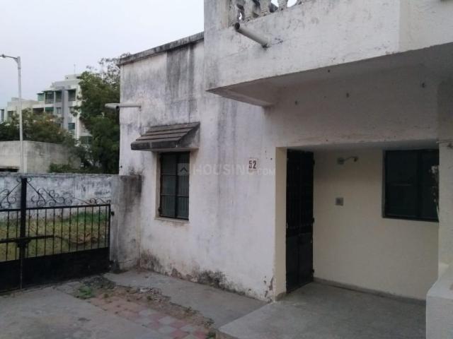 1 BHK Independent House in Motera for resale Ahmedabad. The reference number is 18478323