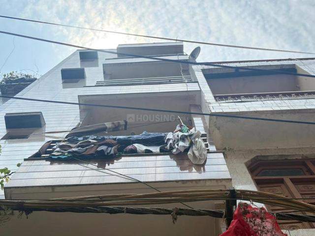 1 BHK Independent House in Nangloi for rent New Delhi. The reference number is 20364817