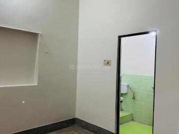 1 BHK Independent House in Nagla Masani for rent Aligarh. The reference number is 19953732