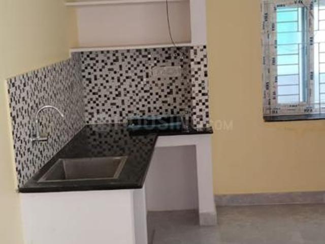 1 BHK Independent House in Nallakunta for rent Hyderabad. The reference number is 20245996