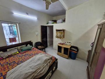 1 BHK Independent House in Naranpura for resale Ahmedabad. The reference number is 19254394