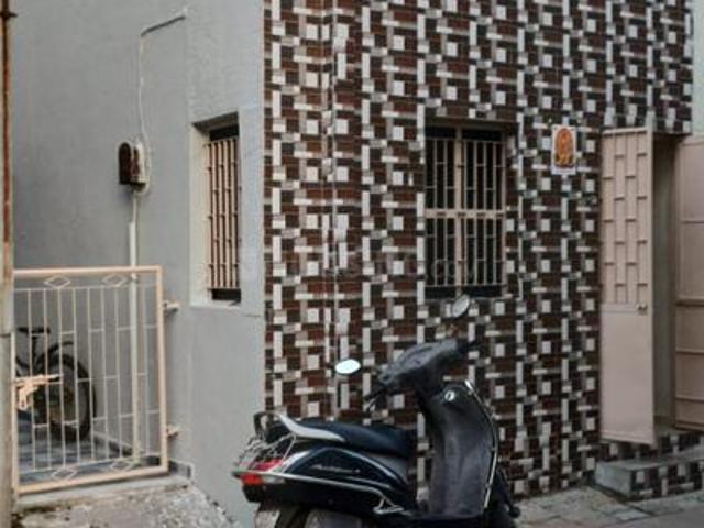 1 BHK Independent House in Naroda for rent Ahmedabad. The reference number is 20842092