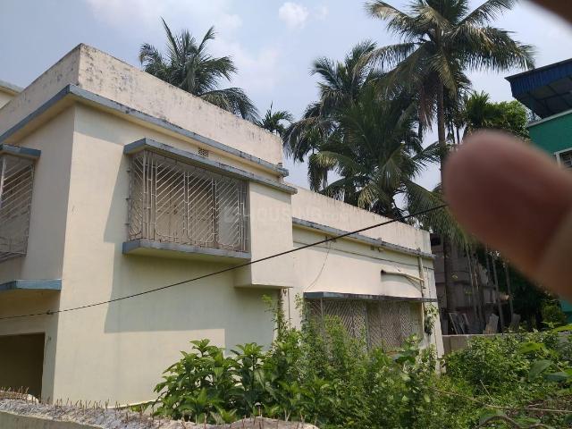 1 BHK Independent House in Nimta for resale Kolkata. The reference number is 11521187