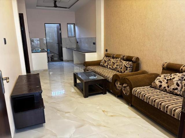 1 BHK Independent House in Nipania for rent Indore. The reference number is 20939064